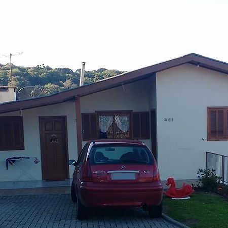 Pousada Da Mari Gramado Exterior foto